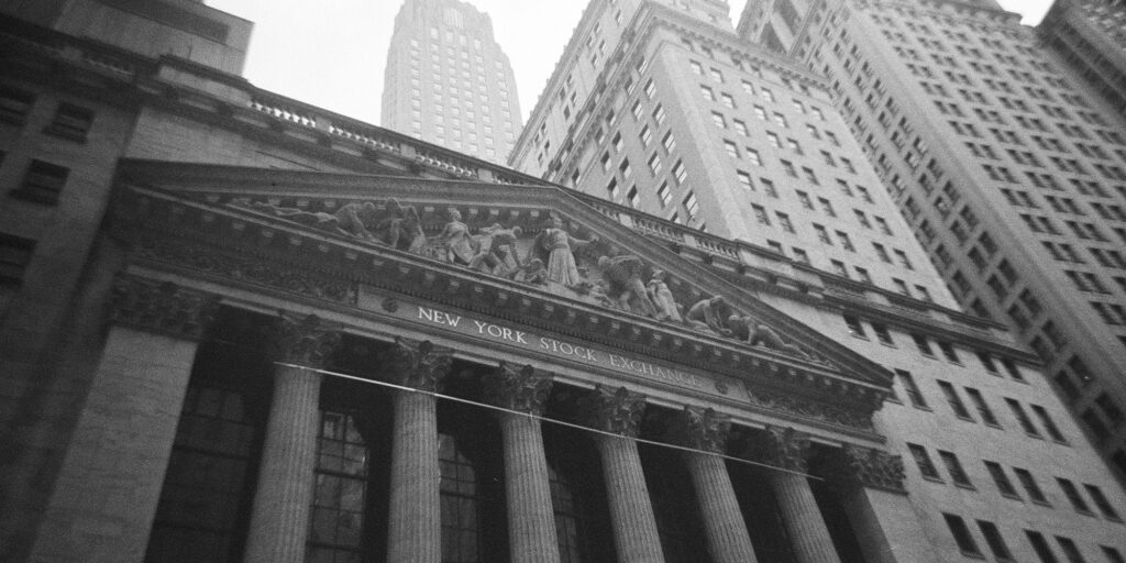 stock market banner